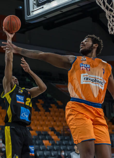 通过快速反 通过快速反